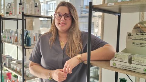 La nutricionista Laura Gil Prado, en su nuevo centro Nutrivita en la plaza de A Gndara.