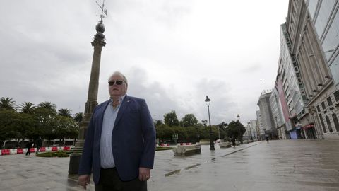 Javier Mosquera, presidente de la Zona Comercial Obelisco y responsable de Casa Cuenca, considera que el proyecto es ambicioso pero objeta que �era prioritario el tema de la calle San Andr�s� y el aprovechamiento relativo del �rea peatonal �en una ciudad en la que el verano dura dos meses y medio, no m�s�.