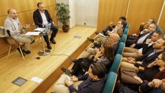 J�come fue el primer invitado de un ciclo de charlas con las que los constructores pretenden debatir sobre el futuro de la econom�a ourensana.