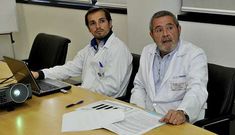 El director de enfermer�a, David Vilaseco, y el subdirector m�dico, Mart�n D�az.
