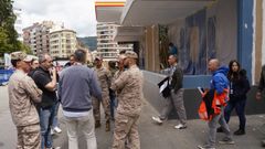 Montaje de los escenarios y gradas para el desfile del D�a de las Fuerzas Armadas.