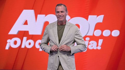 Carlos Lozano, en el plat&oacute; de &laquo;Amor y lo que surja&raquo;