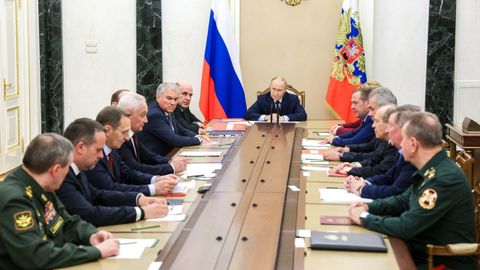 Reunión de Vladimir Putin con su gabinete.