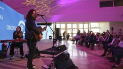 Andr�s Su�rez interpret� alguno de sus temas en la presentaci�n de los Concertos do Xacobeo