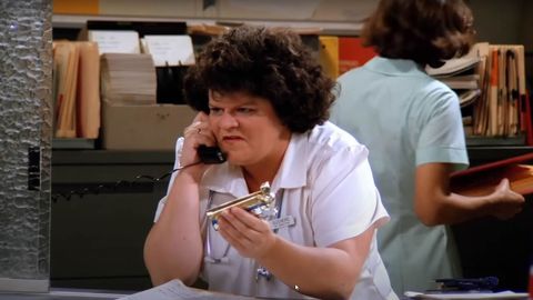 Mary Pat Gleason, en un cap�tulo de Friends