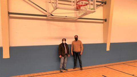 Los populares denuncian la escasa distancia entre la l�nea de fondo y la pared