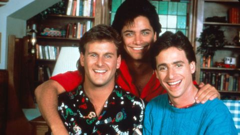 Los protagonistas masculinos de Padres Forzosos: deizquierda a derecha, Dave Coulier, John Stamos y Bob Saget