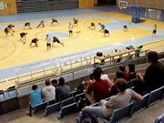 El Obra est� pendiente de un alero para cerrar el equipo.