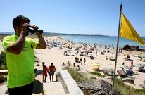 O Grove precisa 55 personas para atender las playas durante la temporada de verano. 