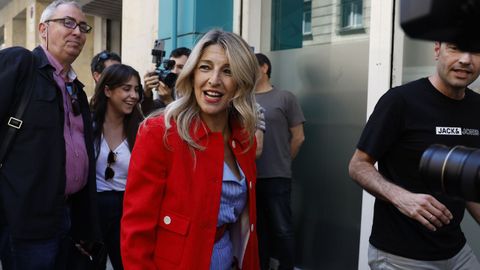 Yolanda Díaz antes de la reunión que mantuvo en Bilbao con responsables de los sindicatos vascos ELA y LAB