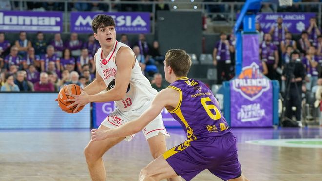 Isaac V�zquez sigue creciendo en la Primera FEB