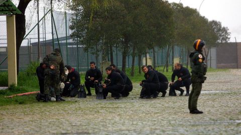 Imagen de la brigada de operaciones especiales en el recinto de Teis.