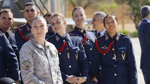 La princesa Leonor de Borb�n, durante su visita a la Base A�rea de Los Llanos en Albacete