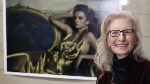 Annie Leibovitz este viernes en la nave del muelle de Batera, donde se ubica su exposicin Wonderland