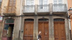 Inmueble de la calle Doctor Casares que fue en su da casa cuartel de la Guardia Civil
