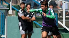 Sa&uacute;l en un calentamiento este curso en A Malata. 