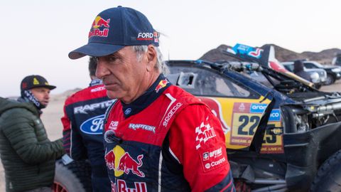 Carlos Sainz.Carlos Sainz tras una etapa del Dakar