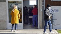En Ribeira, seg�n el IGE, en el a�o pasado trabajaban 77 personas en atenci�n primaria.