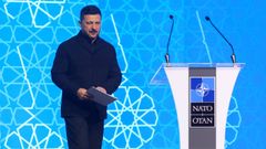 El presidente de Ucrania, Volod�mir Zelenski, durante su intervenci�n en la cumbre de la OTAN en Ankara.