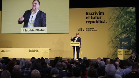 El presidente de ERC, Oriol Junqueras, este domingo durante su intervencin en la conferencia nacional de los republicanos, en Hospitalet