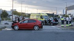 Imagen del accidente que tuvo lugar este lunes. El veh�culo gris, en el que viajaba el fallecido, recibi� el impacto del veh�culo rojo cuando se incorporaba en un cruce