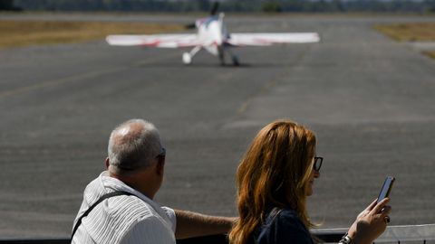 Reunión aeronáutica en Rozas