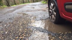 Los baches son un problema desde hace a�os, como se observa en esta imagen de archivo