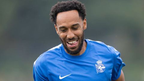 Aubameyang, durante un entrenamiento con el Deportivo.