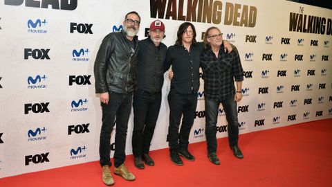 Las cuatro estrellas desplazadas:  Andrew Lincoln, Normal Reedus, Jefrey Dean Morgan y el productor Greg Nicotero