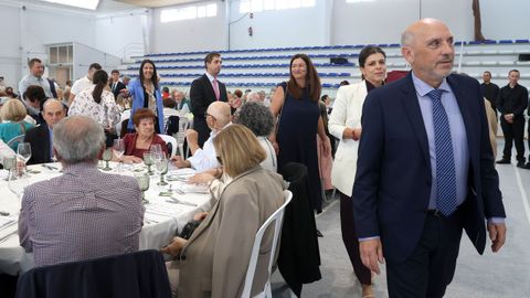 XANTAR DE CONFRATERNIDADE PARA AS PERSOAS MAIORES EN POBRA 2025