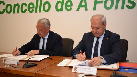 El alcalde de A Fonsagrada y el presidente de la Diputación firmaron hace meses el convenio para el parque empresarial
