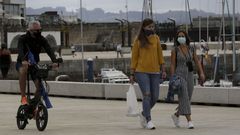 El uso de la mascarilla en la ciudad est� cada vez m�s integrado