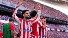 �lex Baena, tras un gol rojiblanco en el derbi madrile�o.