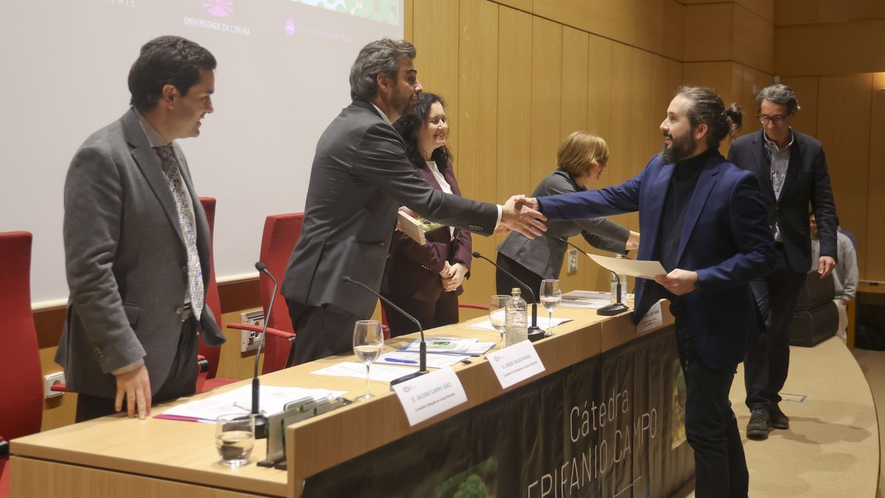 La Cátedra Epifanio Campo entrega sus premios de investigación en Ferrol: «Hoxe celebramos a forza da ciencia aplicada ao ben común»