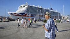 Fernndez Prado confirm que el 60 % de los cruceristas que llegan a A Corua son de origen britnico