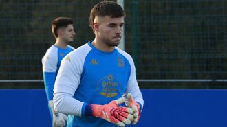 �lvaro Ferllo en su primer entrenamiento con el D�por.