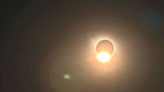 Vista del eclipse solar desde O Milladoiro, en Santiago