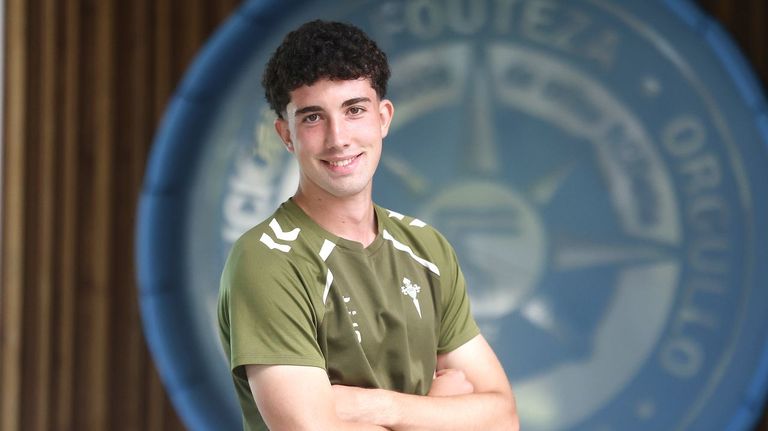 Hugo Burcio debut� en Primera y se ha convertido en uno de los fijos de Fredi en el�Celta Fortuna.