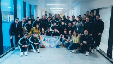 El Celta, regalo de Navidad adelantado para los nios del hospital lvaro Cunqueiro de Vigo