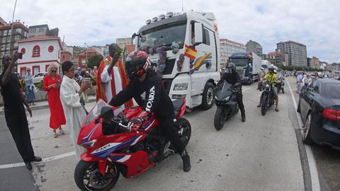 Procesi�n de San Crist�bal y bendici�n de veh�culos en Ribeira 2026