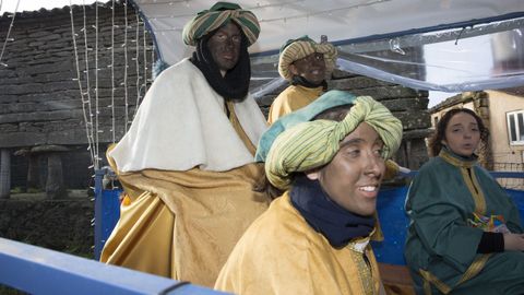 Visita de los Reyes a A Andragalla (Zas)
