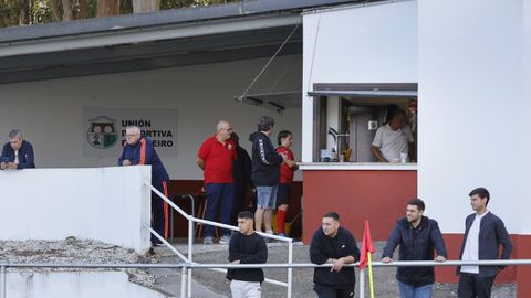 El ambiente de la cantina durante un partido.