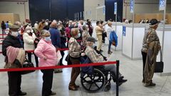 Vacunacin de la tercera dosis en el Ifevi