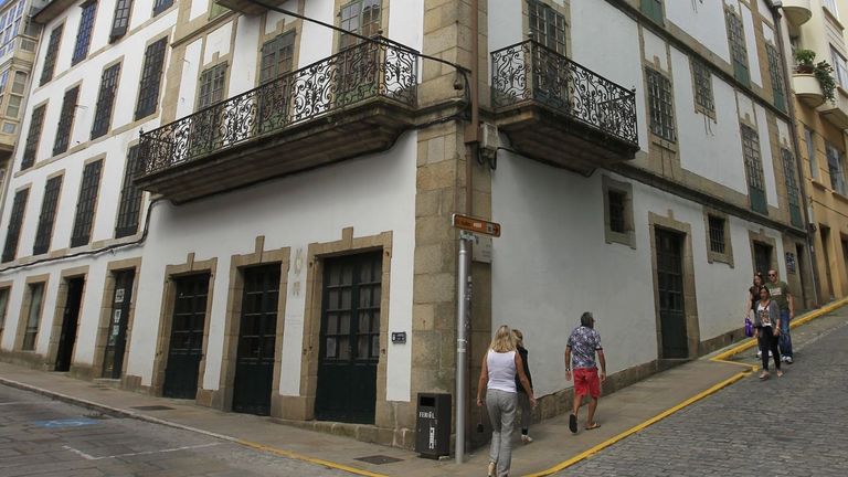 Ateneo Ferrol�n