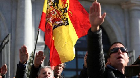 Falangistas en el acto celebrado en Madrid el 20N