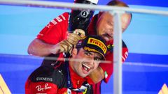 Frdric Vasseur y Carlos Sainz.Frdric Vasseur, jefe del equipo Ferrari de Frmula 1, y Carlos Sainz