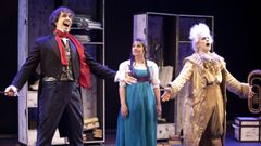 Antonio Mu�oz de Mesa, izquierda, en una escena del musical