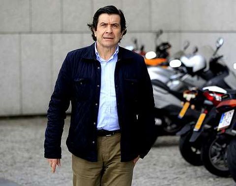 La marcha de Eladio Costas deja al PP en minor�a.