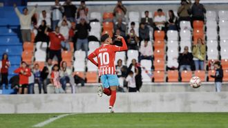 Celebraci�n del CD Lugo al finalizar 3-1 el partido contra el Logro��s.