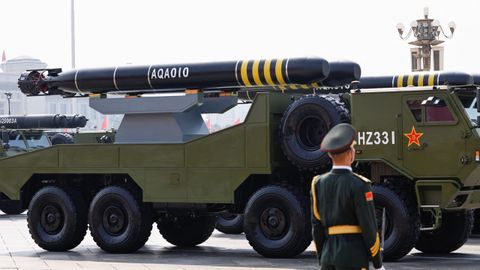 Desfile militar con motivo de la celebraci�n de la victoria de China contra Jap�n en 1945